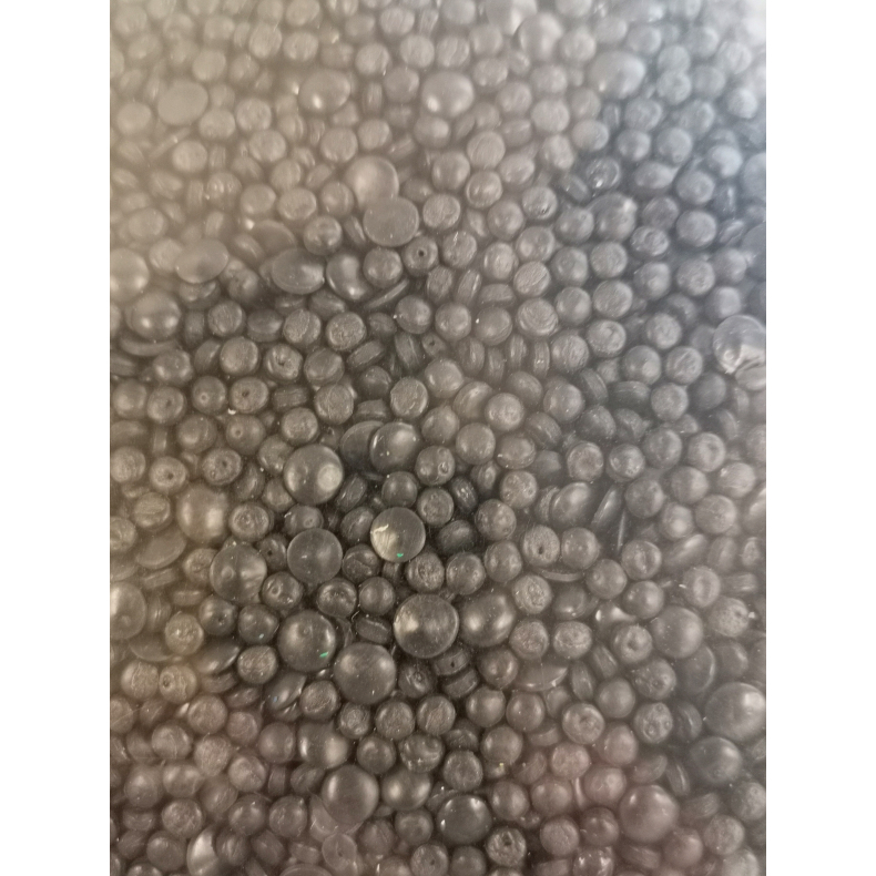 Kunststofgranulat til knlepude